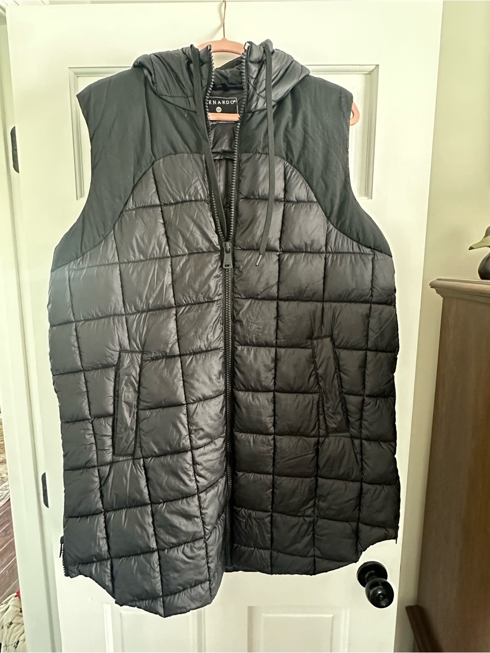 Bernardo Black Quilted Hooded Puffer Vest